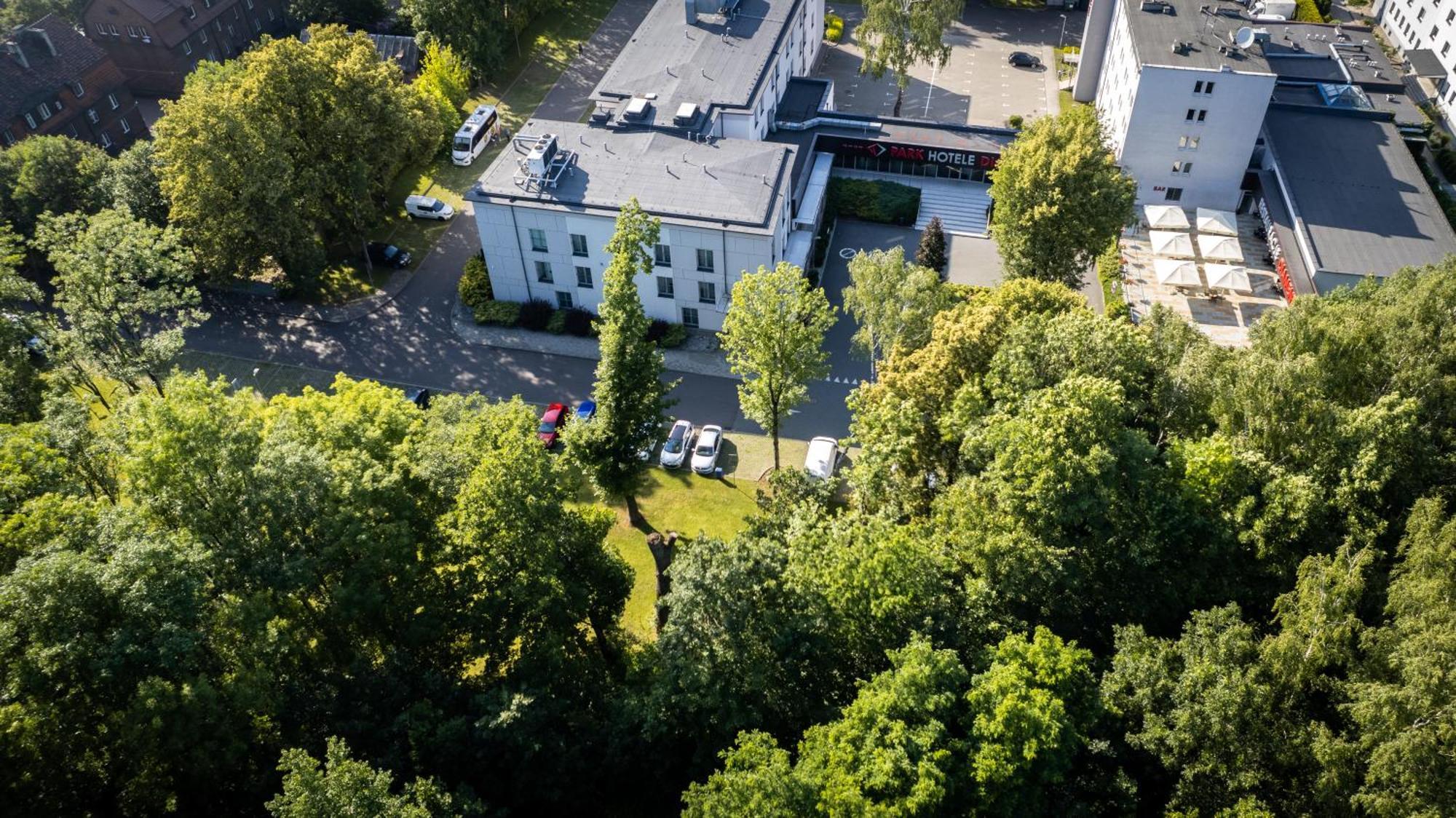 Hotel Diament Zabrze - Gliwice Extérieur photo