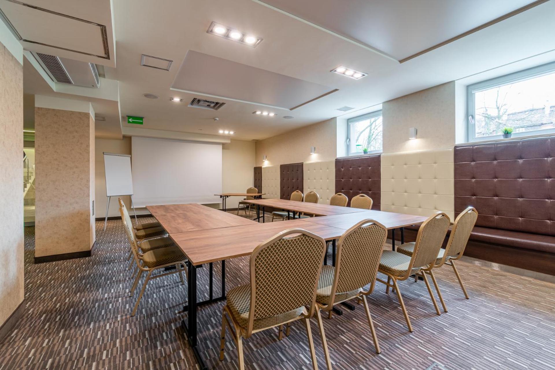 Hotel Diament Zabrze - Gliwice Extérieur photo