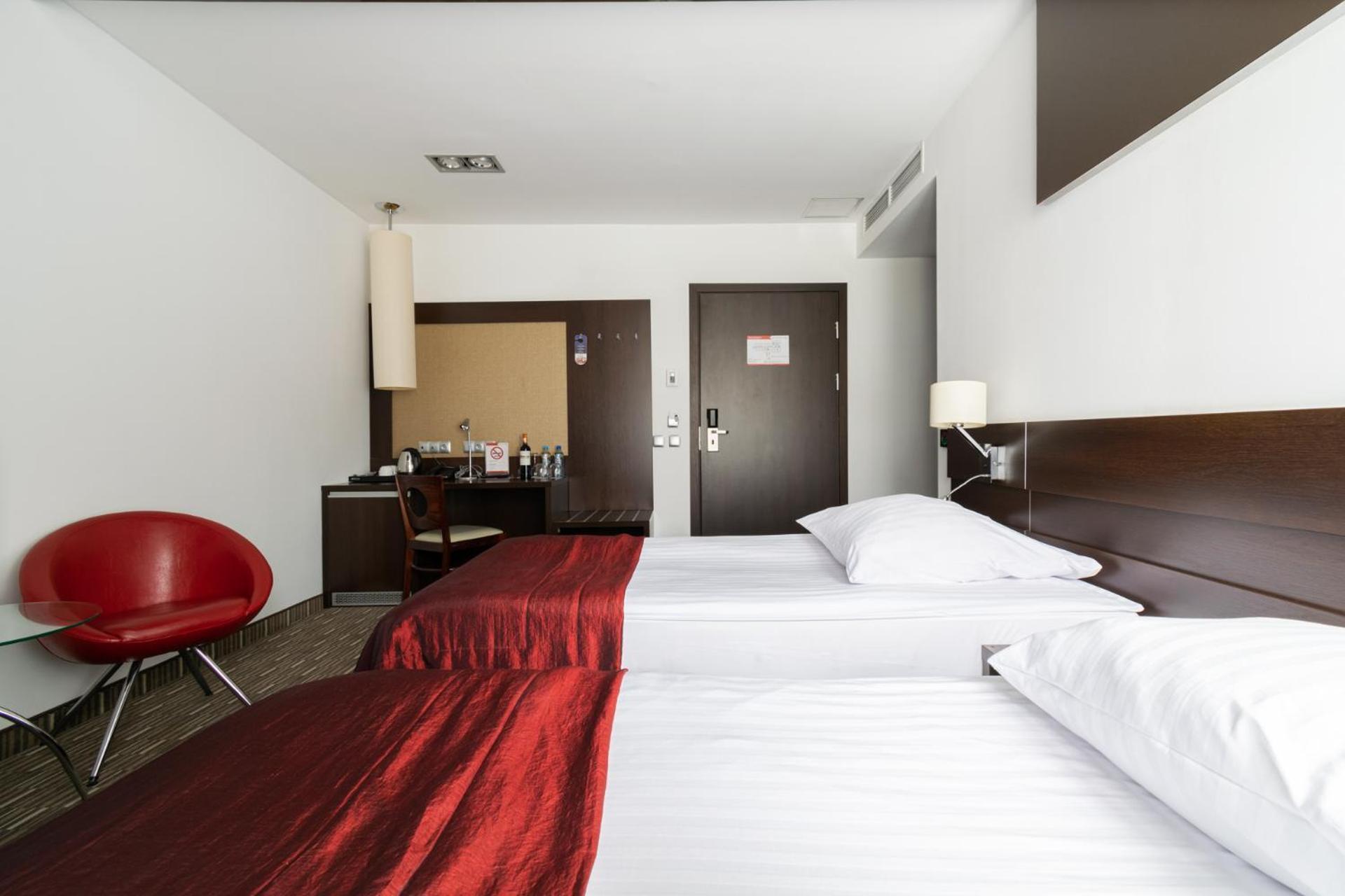 Hotel Diament Zabrze - Gliwice Extérieur photo