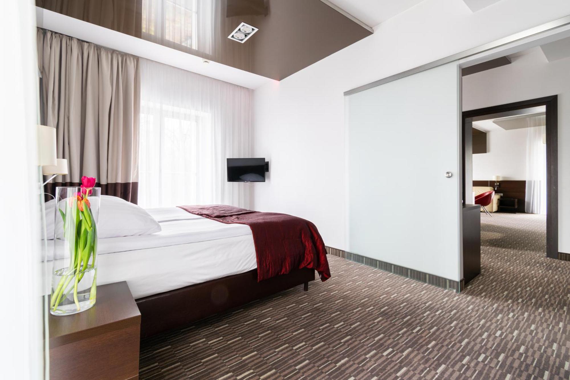 Hotel Diament Zabrze - Gliwice Extérieur photo