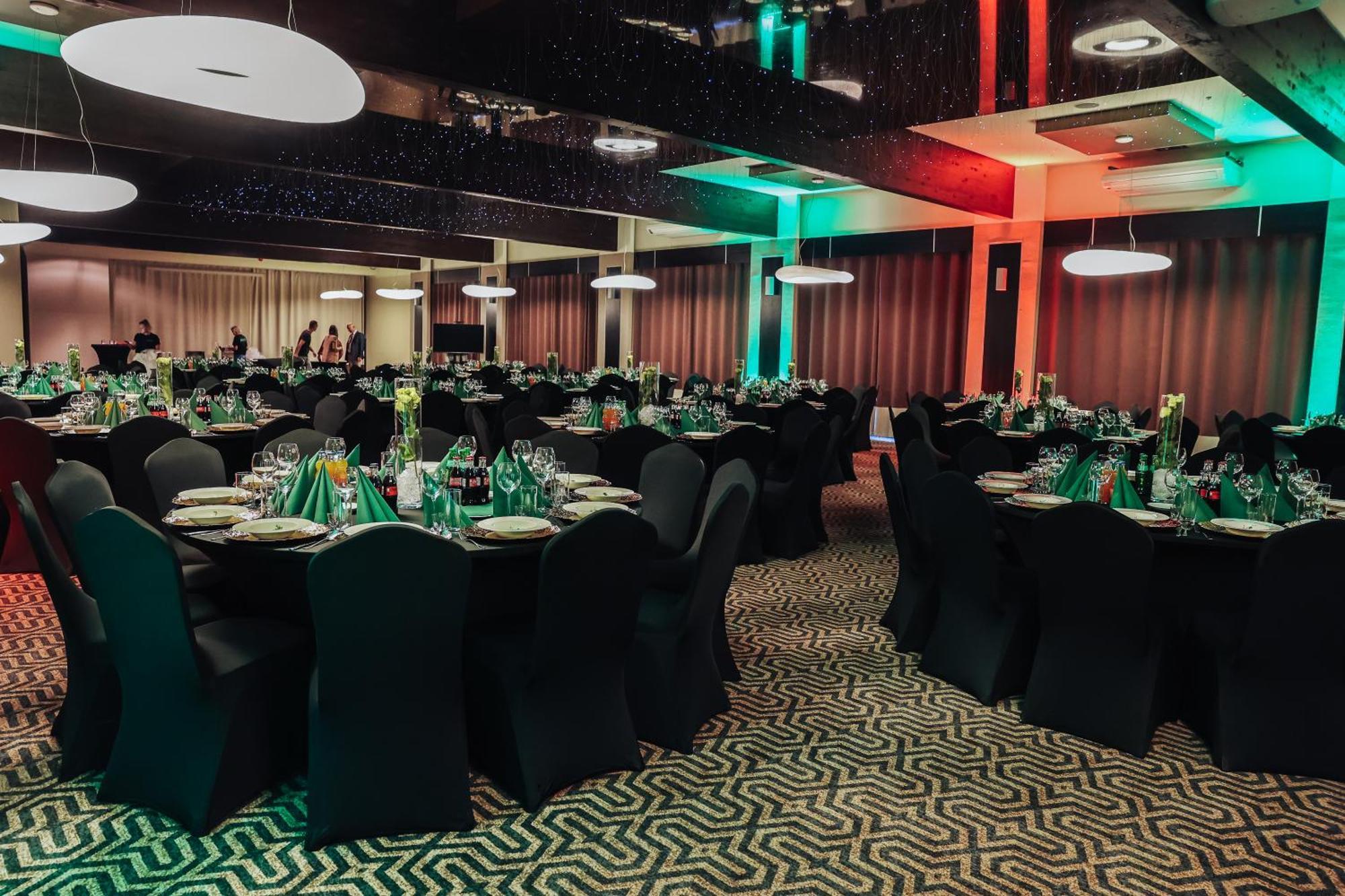 Hotel Diament Zabrze - Gliwice Extérieur photo