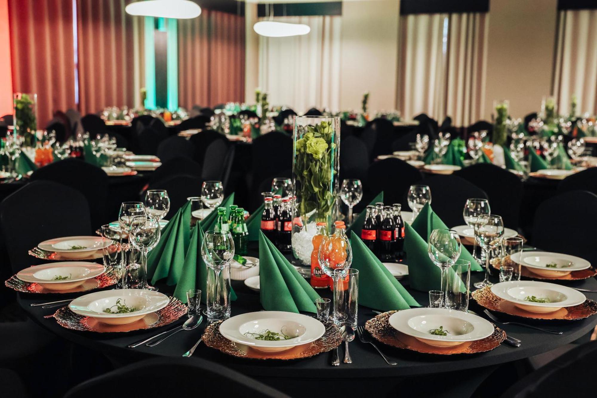 Hotel Diament Zabrze - Gliwice Extérieur photo