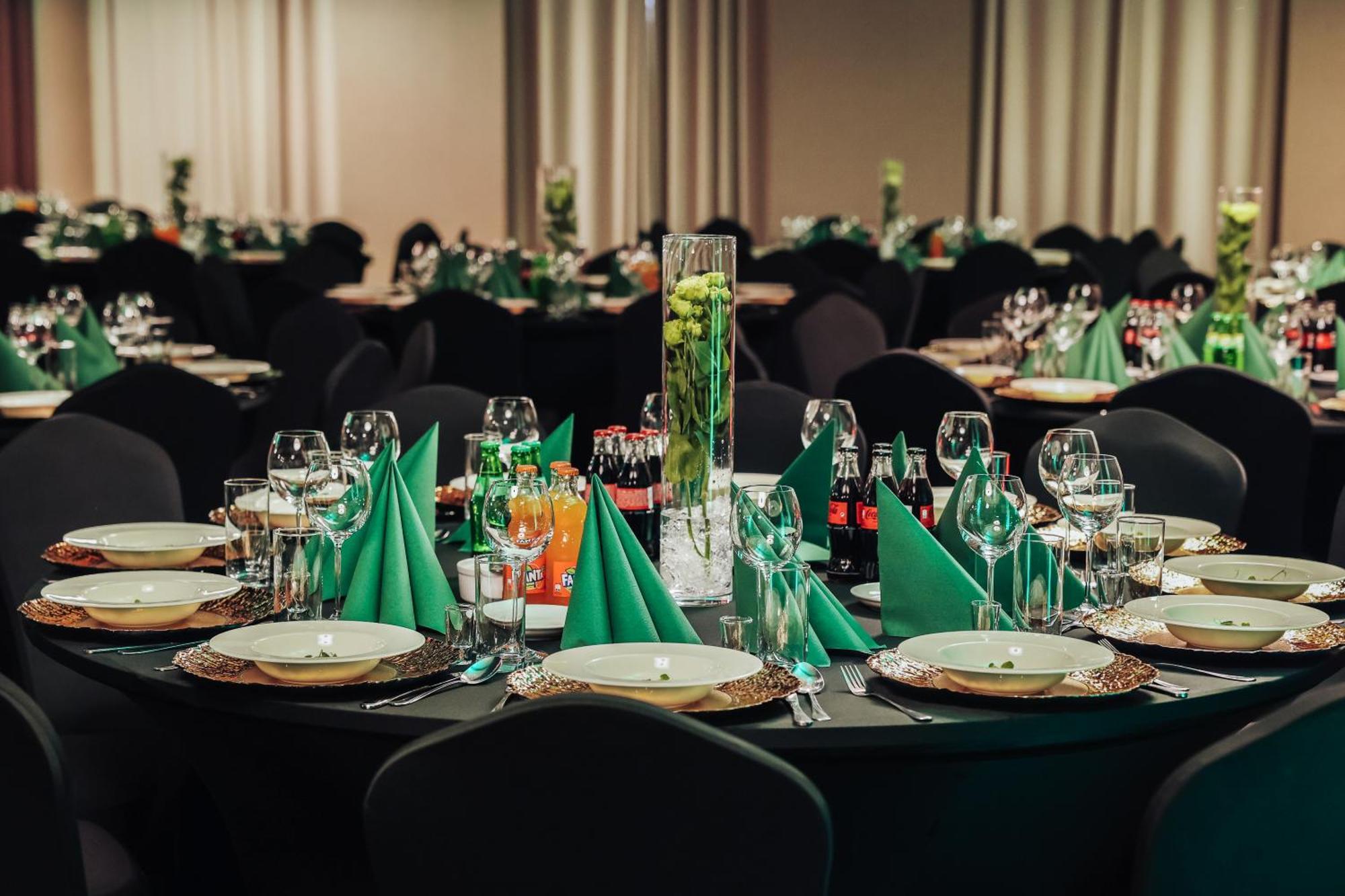 Hotel Diament Zabrze - Gliwice Extérieur photo
