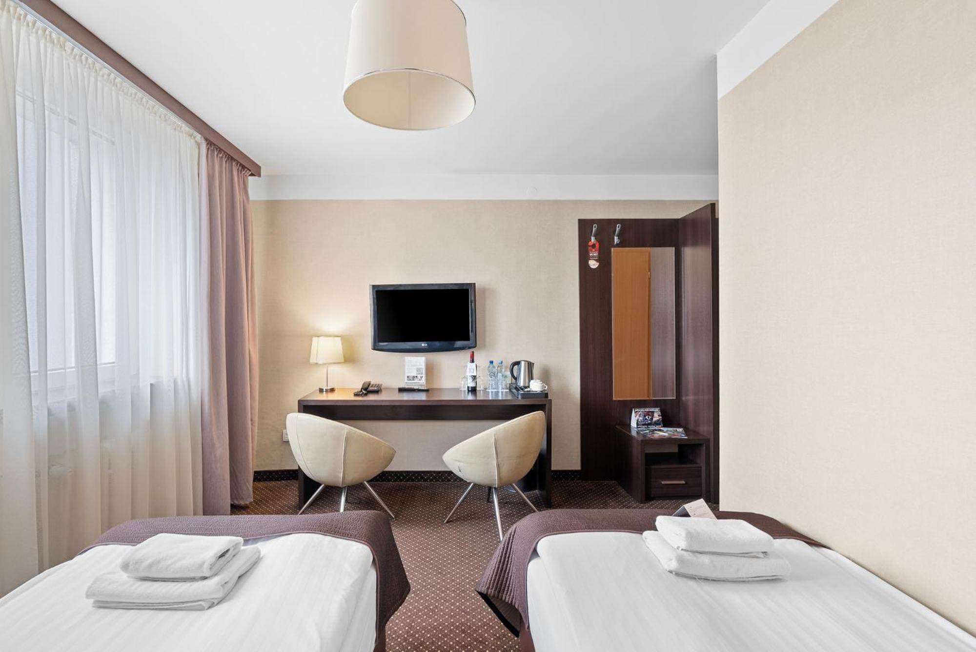 Hotel Diament Zabrze - Gliwice Extérieur photo